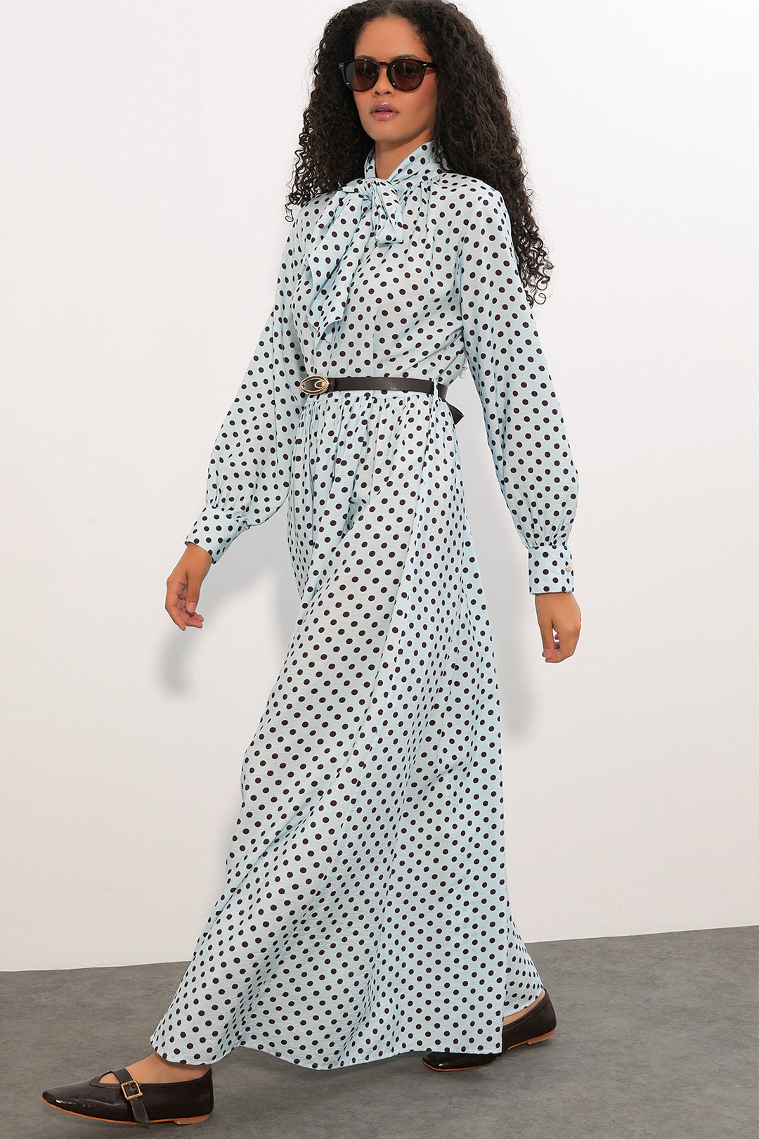 Bigdart Robe de hijab à pois avec ceinture 2613 - Bleu