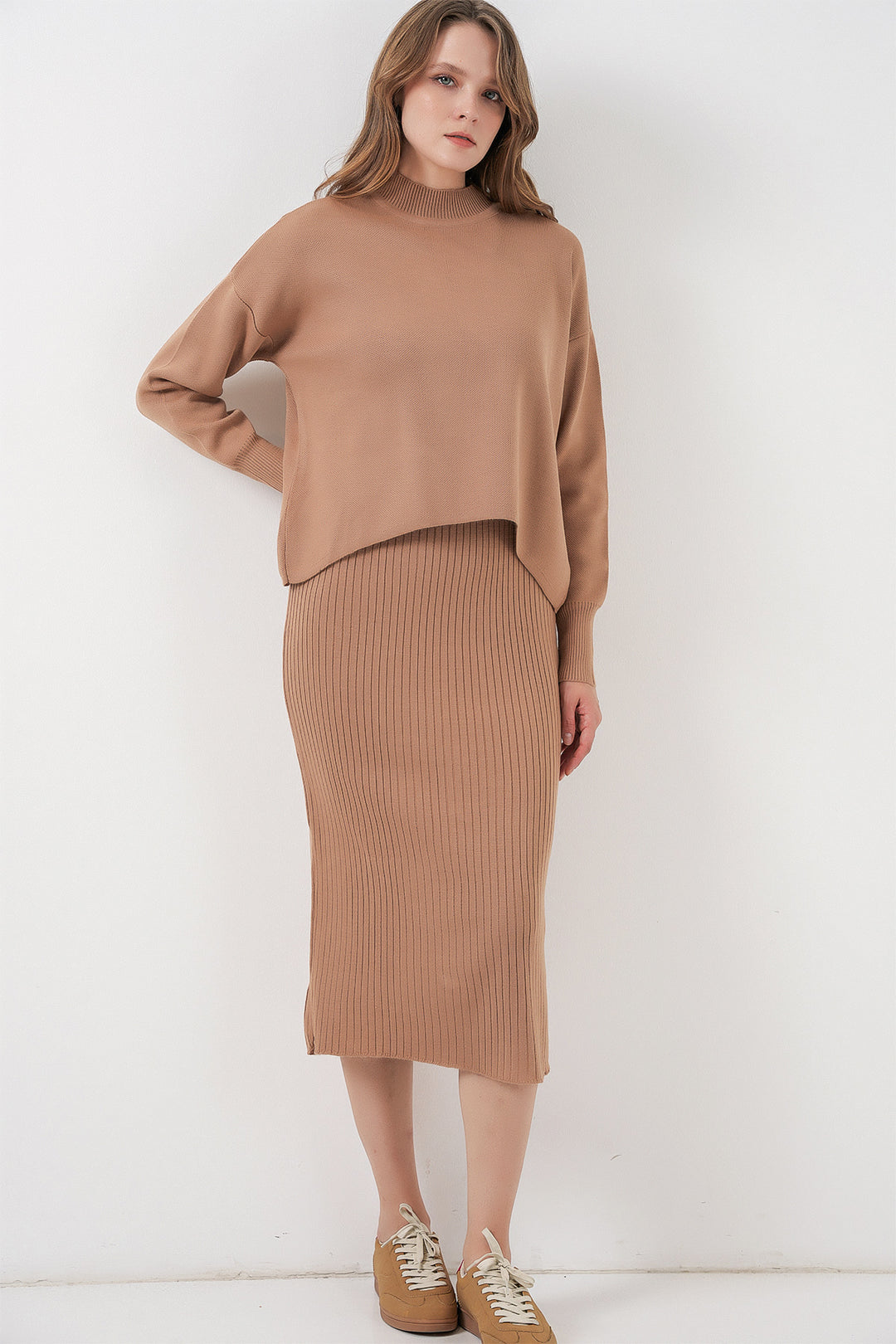 Bigdart Robe Tricot avec Pull Court pour Femmes 15958 - Camel