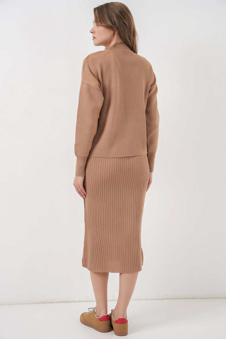 Bigdart Robe Tricot avec Pull Court pour Femmes 15958 - Camel