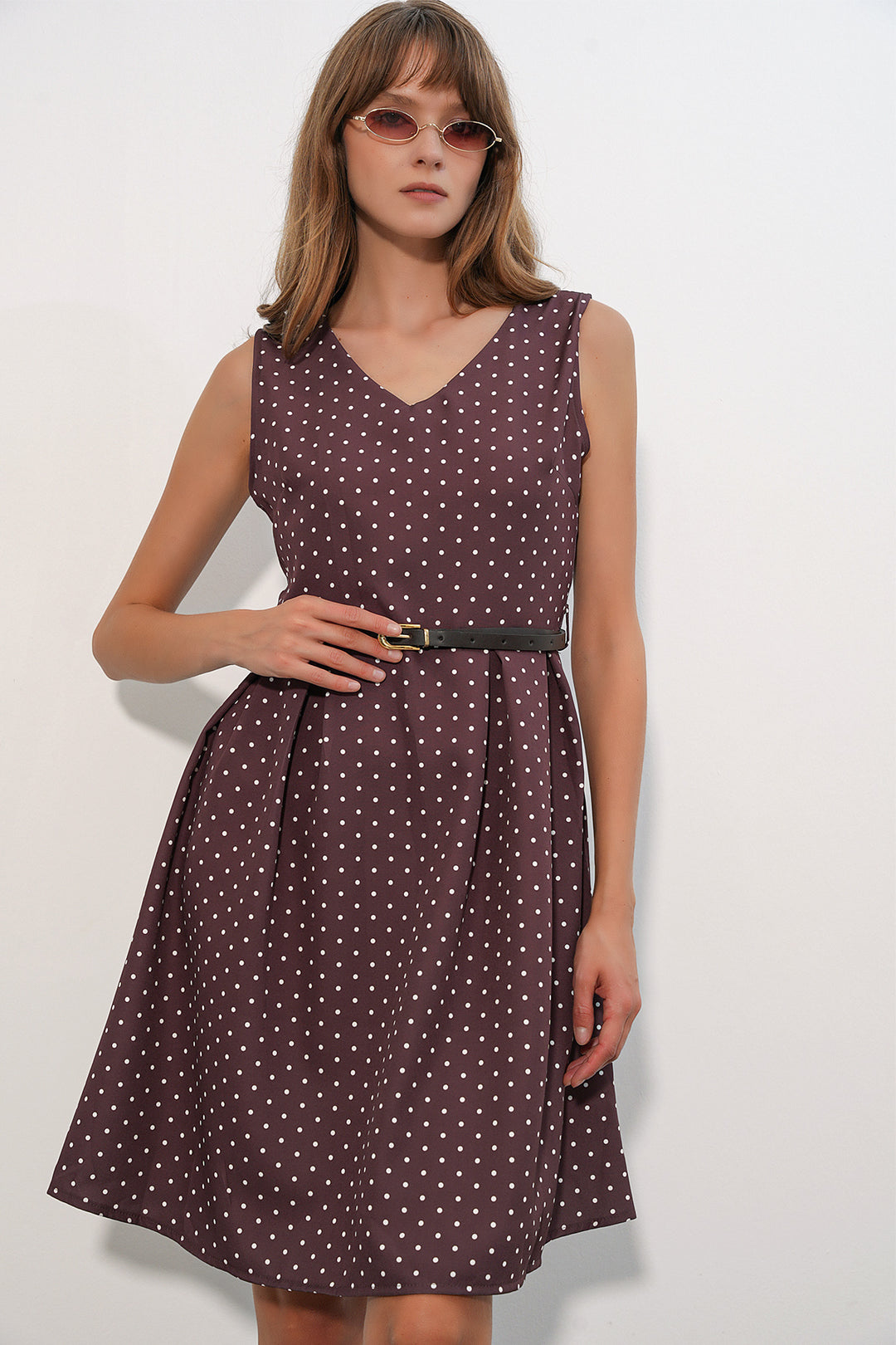 Bigdart Robe courte femme col V à pois 2606 - Marron