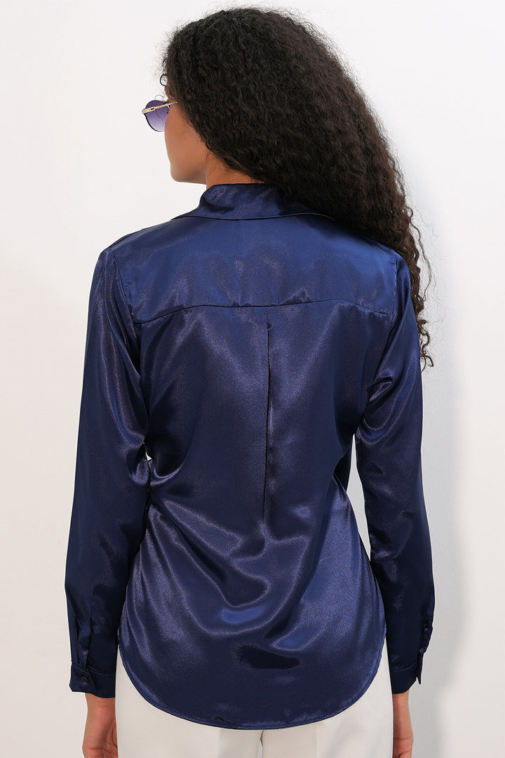 Bigdart Chemise en satin croisée pour femme 20386 - Bleu marine