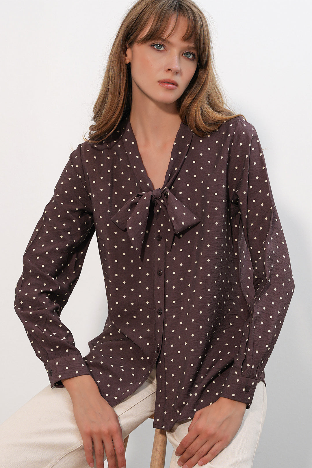 Bigdart Blouse à Pois avec Col Foulard 40007 - Marron