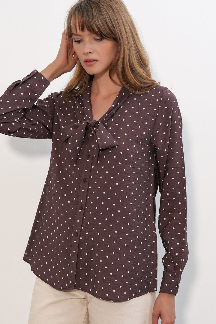 Bigdart Blouse à Pois avec Col Foulard 40007 - Marron
