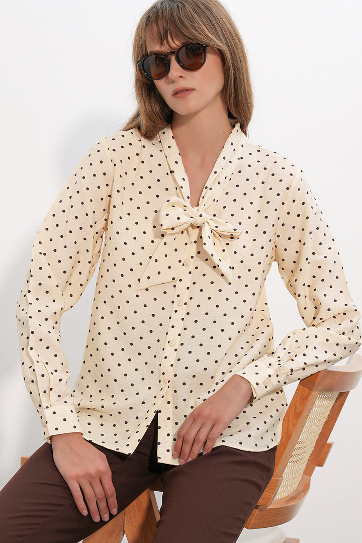 Bigdart Blouse à Pois avec Col Foulard 40007 - Crème