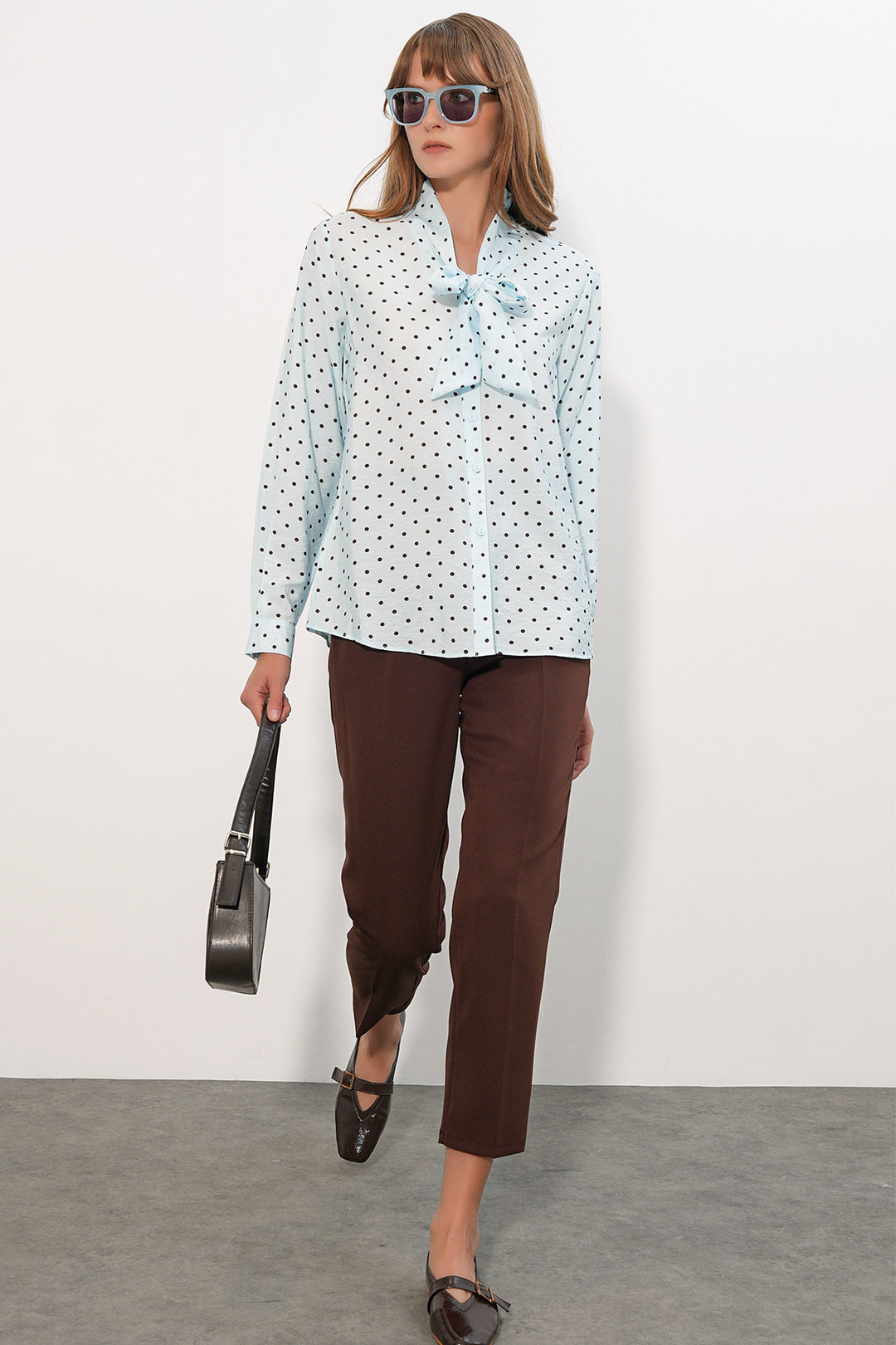 Bigdart Blouse à Pois avec Col Foulard 40007 - Bleu