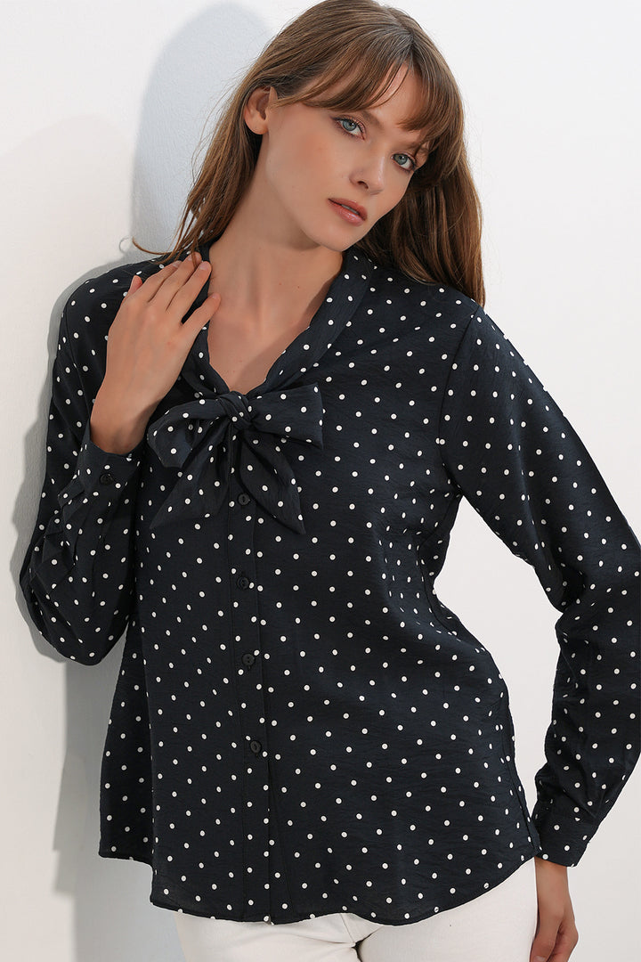 Bigdart Blouse à col en foulard à pois pour femme 40007 - Noir