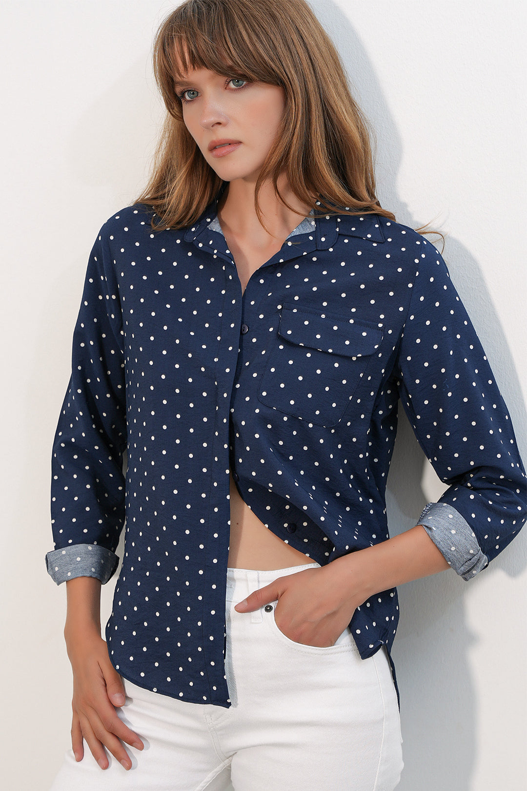 Bigdart Chemise oversize à pois et poche simple pour femme 20399 - Bleu marine