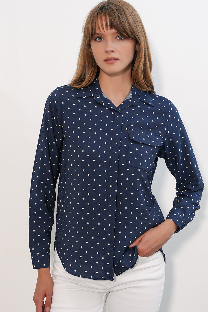 Bigdart Chemise oversize à pois et poche simple pour femme 20399 - Bleu marine
