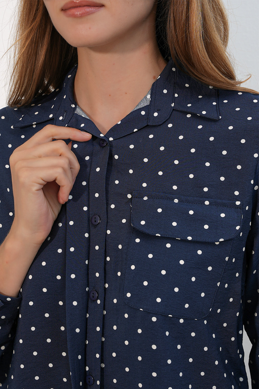 Bigdart Chemise oversize à pois et poche simple pour femme 20399 - Bleu marine
