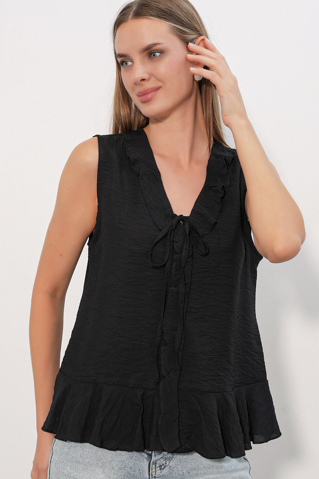 Bigdart Chemise à volants avec détail de col en V femme 40033 - Noir