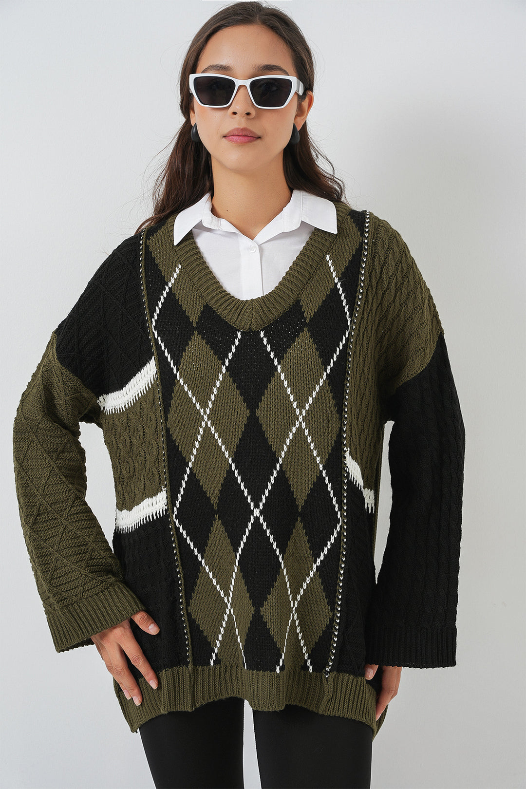 Bigdart Pull en tricot à motifs à col en V pour femme 15933 - Kaki