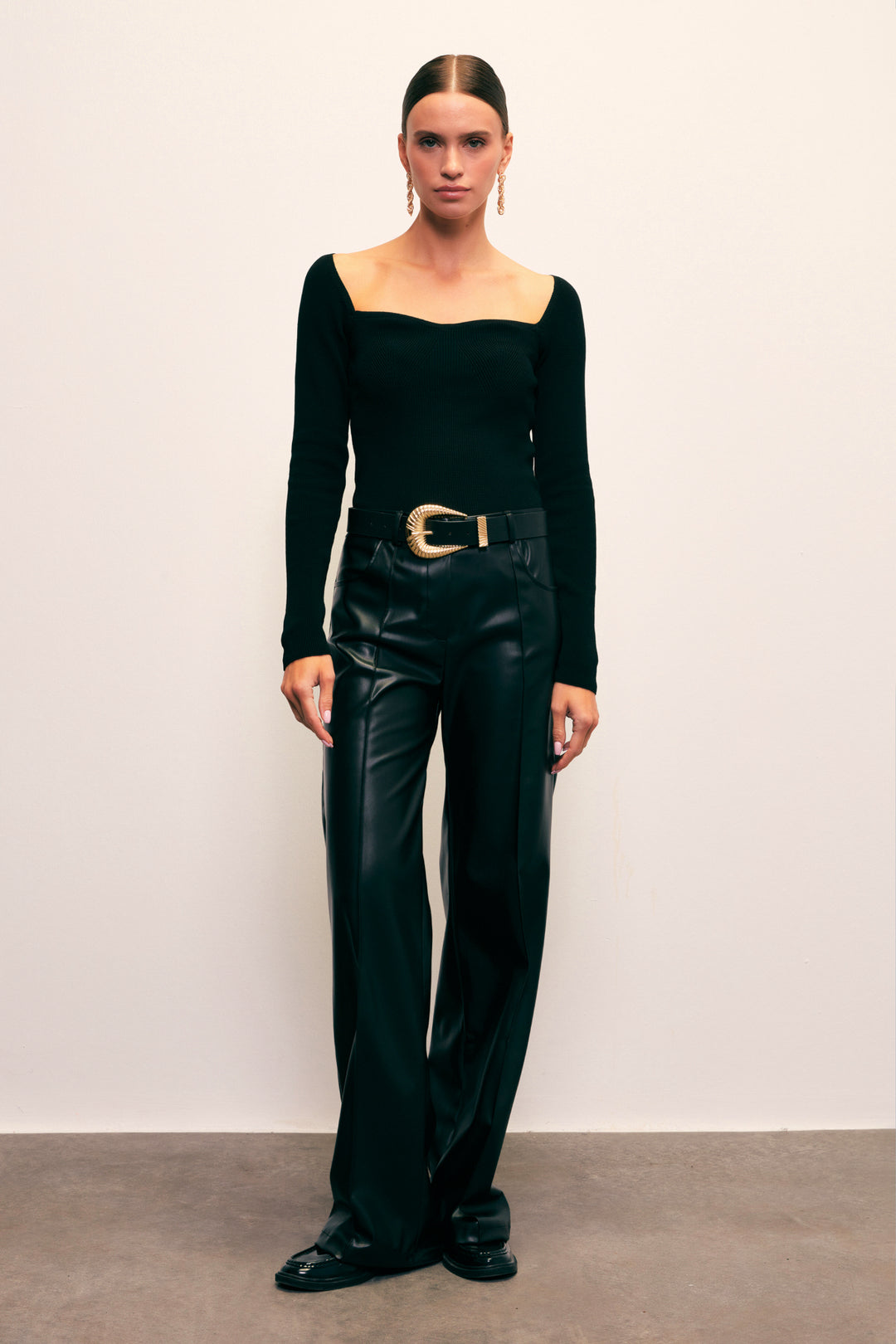 Sateen Blouse en tricot à col en cœur - Noir