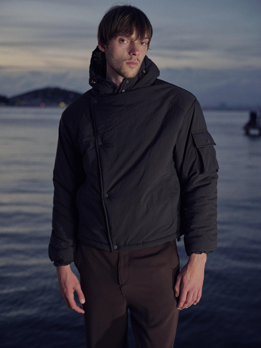 Giesto Doudoune asymétrique noire avec capuche - Noir