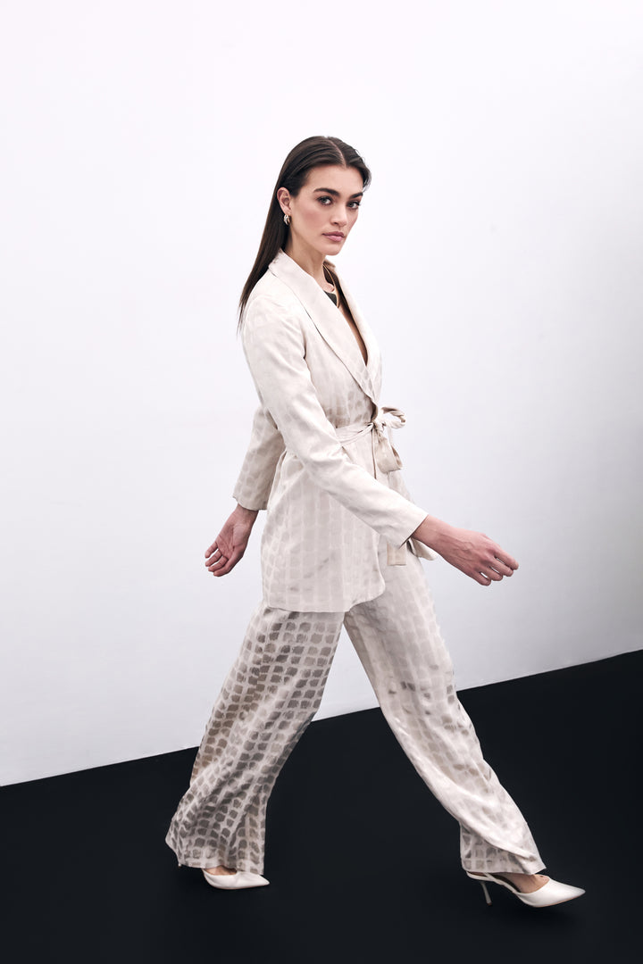 Sateen Veste à Ceinture Imprimée à Carreaux - Beige