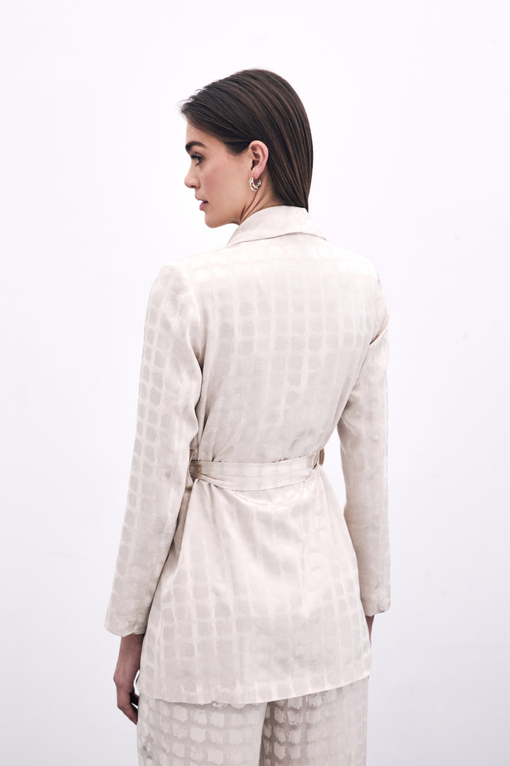 Sateen Veste à Ceinture Imprimée à Carreaux - Beige