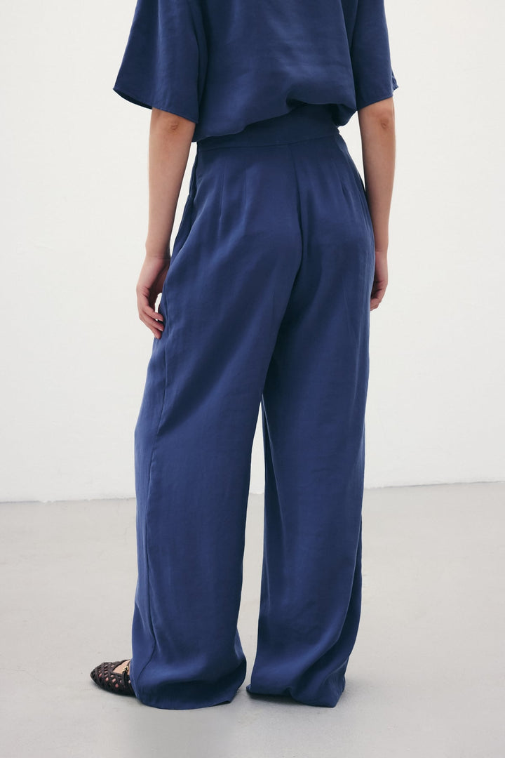 Sateen Pantalon modal avec ceinture - Indigo