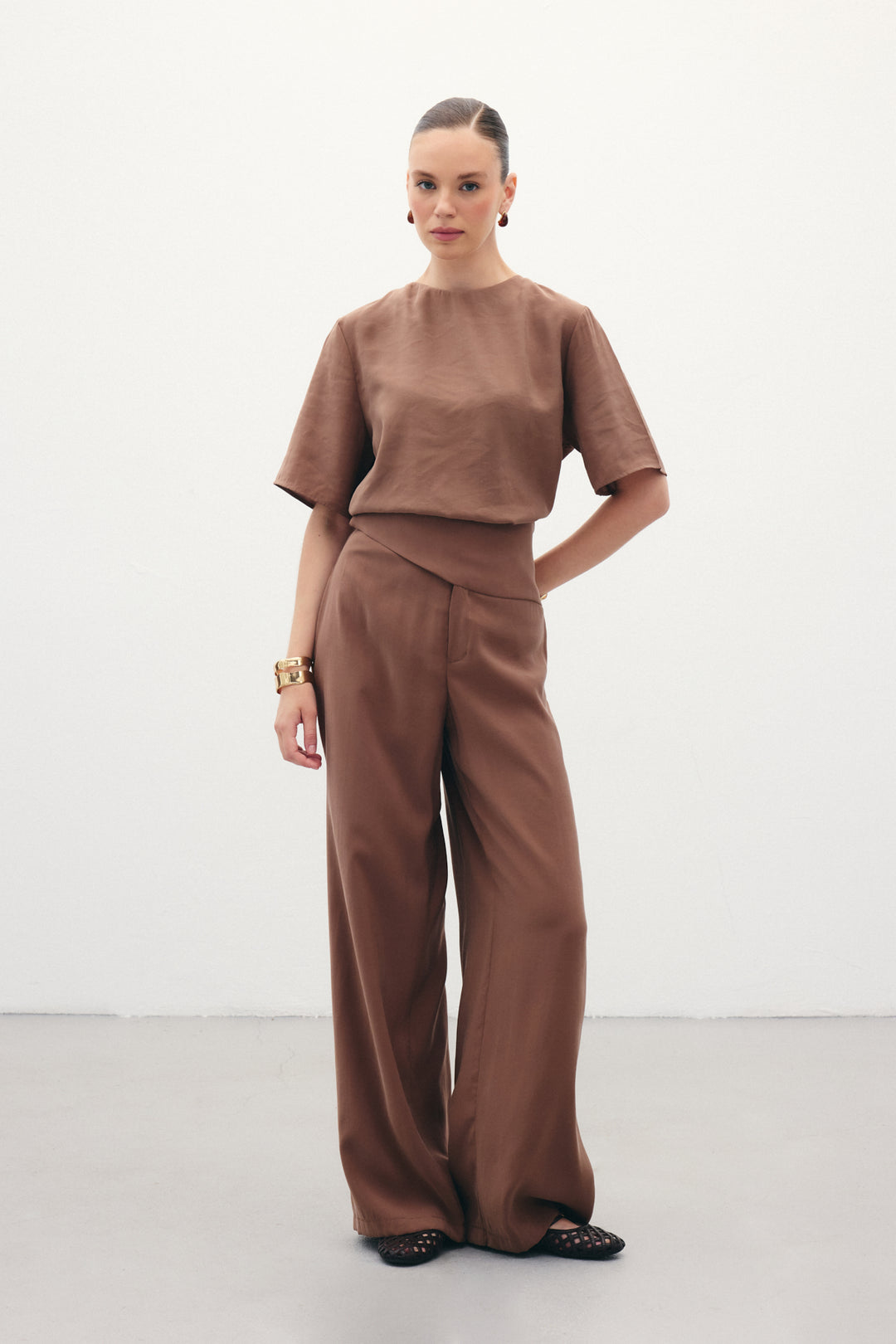 Sateen Pantalon modal avec ceinture - Marron