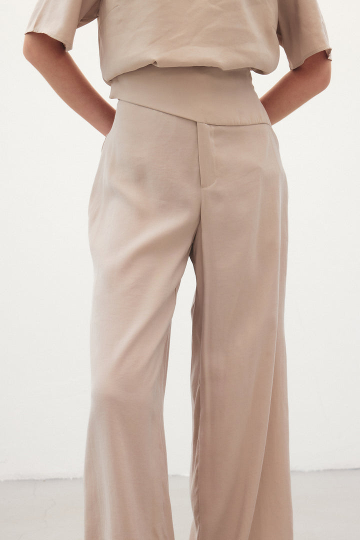 Sateen Pantalon Modal avec Détails de Ceinture - Pierre
