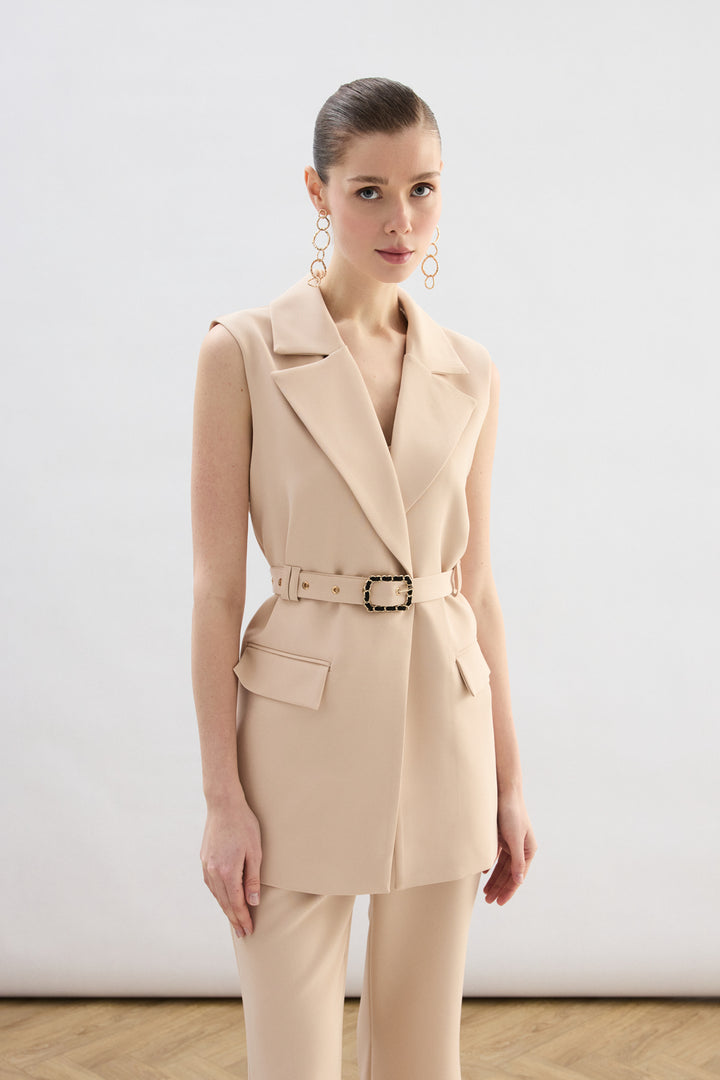 Sateen Gilet avec détail ceinture - Beige