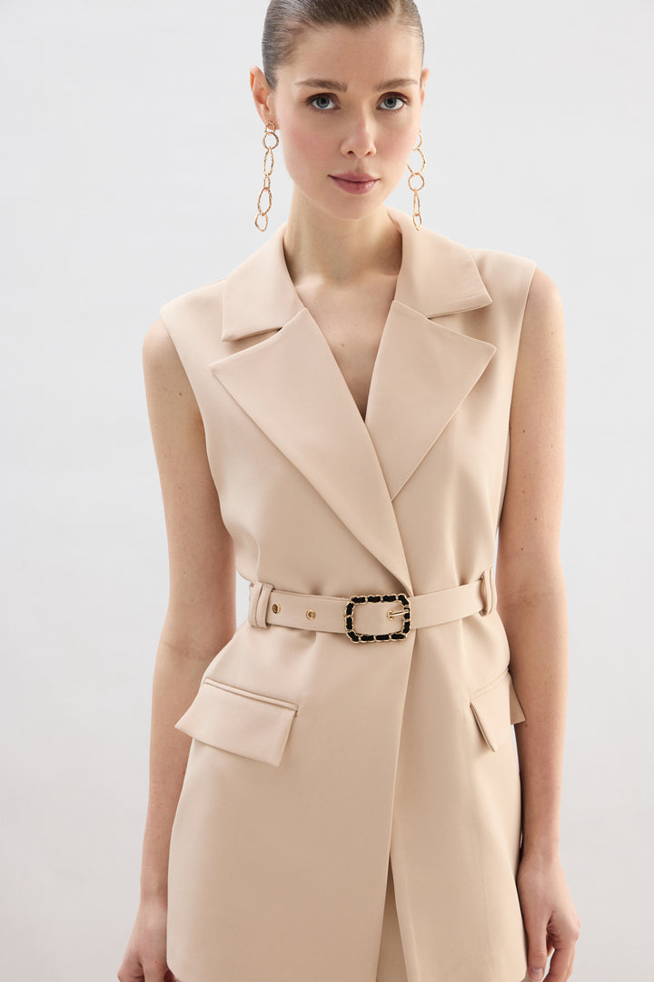 Sateen Gilet avec détail ceinture - Beige