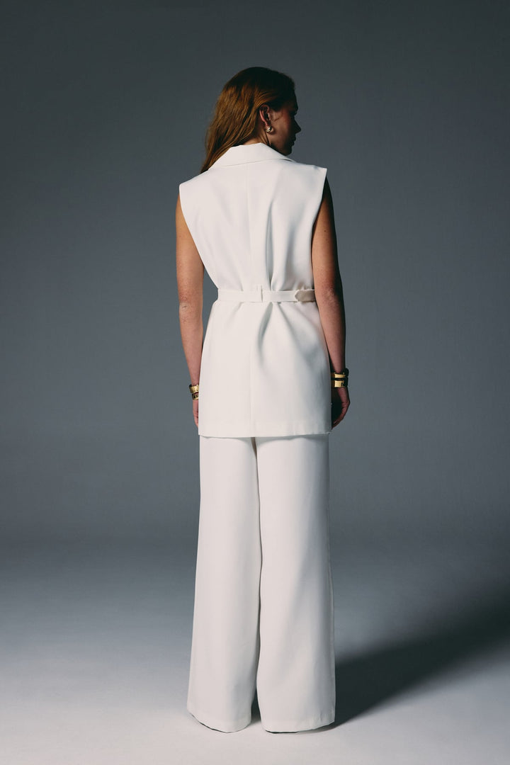 Sateen Gilet avec détail ceinture - Écru