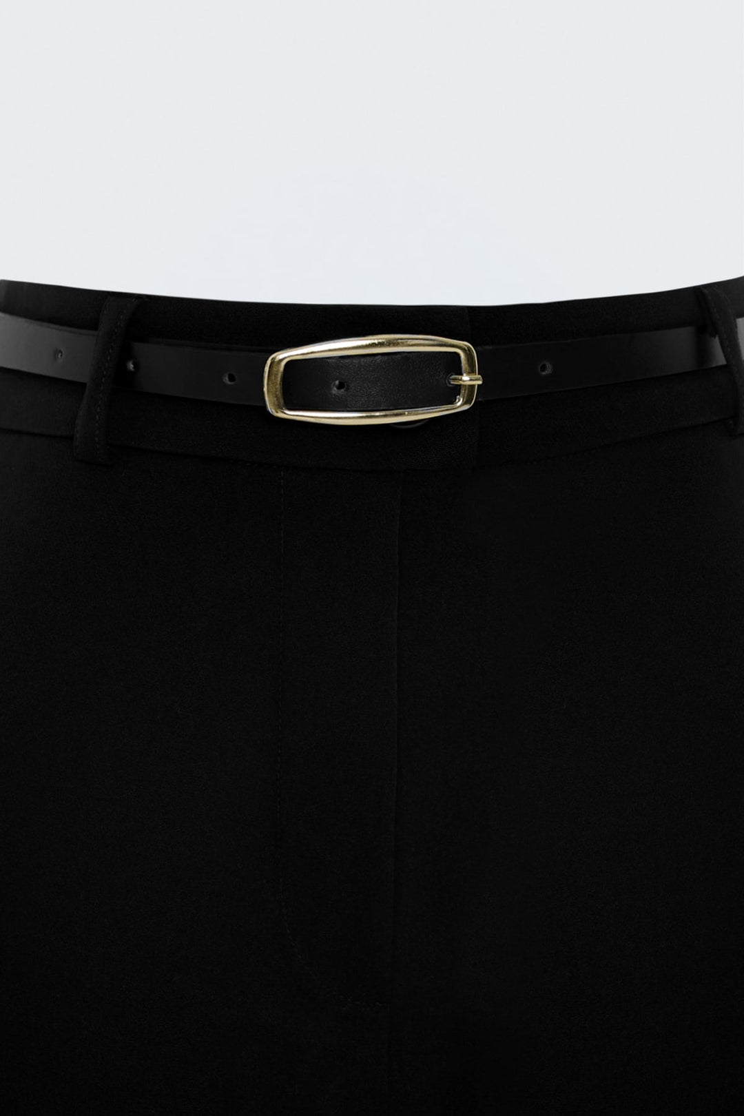 Sateen Short classique avec ceinture - Noir