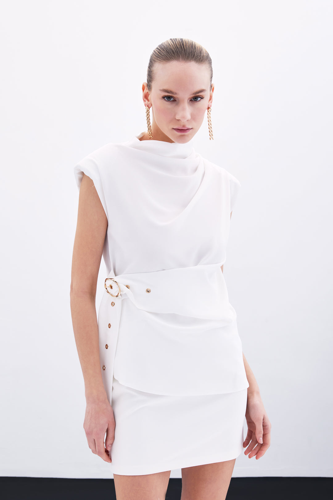 Sateen Blouse sans manches ceinturée - Écru