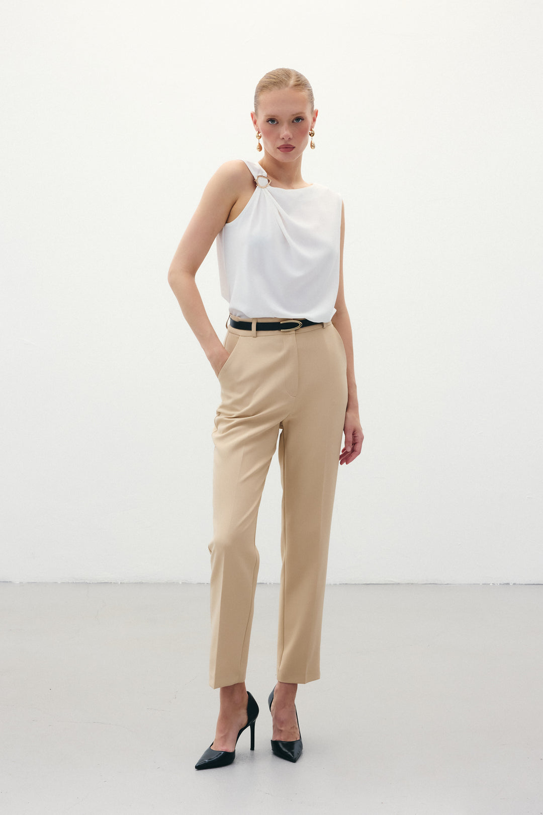 Sateen Pantalon Ceinturé - Beige foncé