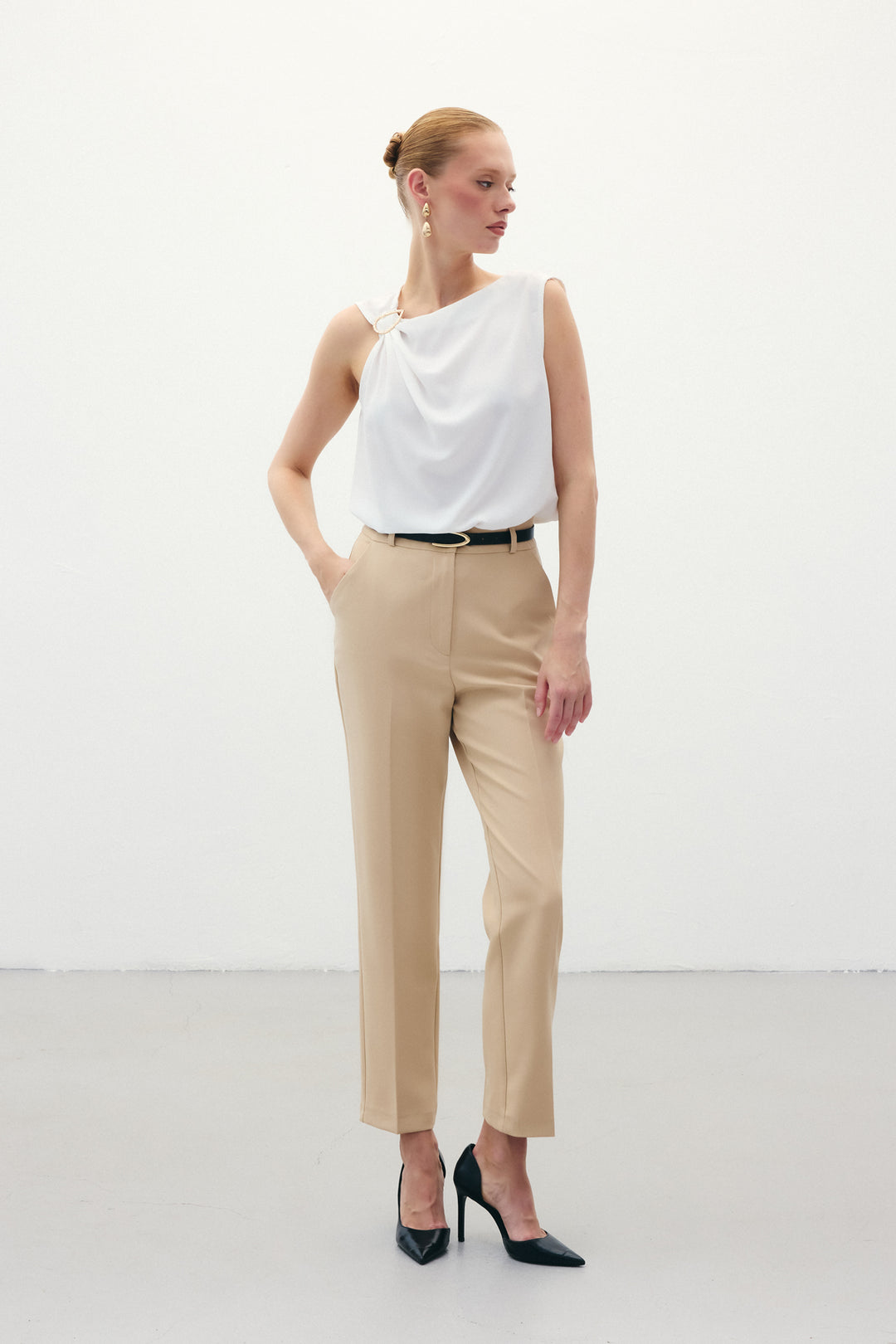Sateen Pantalon Ceinturé - Beige foncé