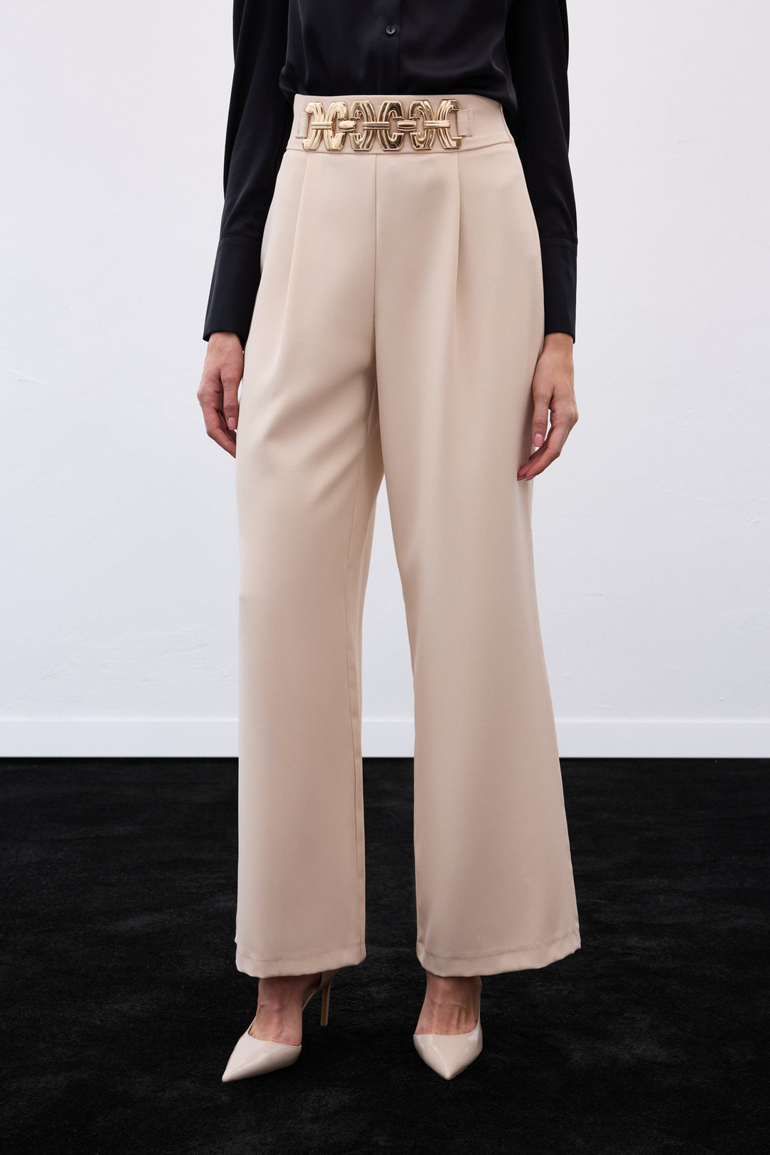 Sateen Pantalon ample ceinturé - Beige