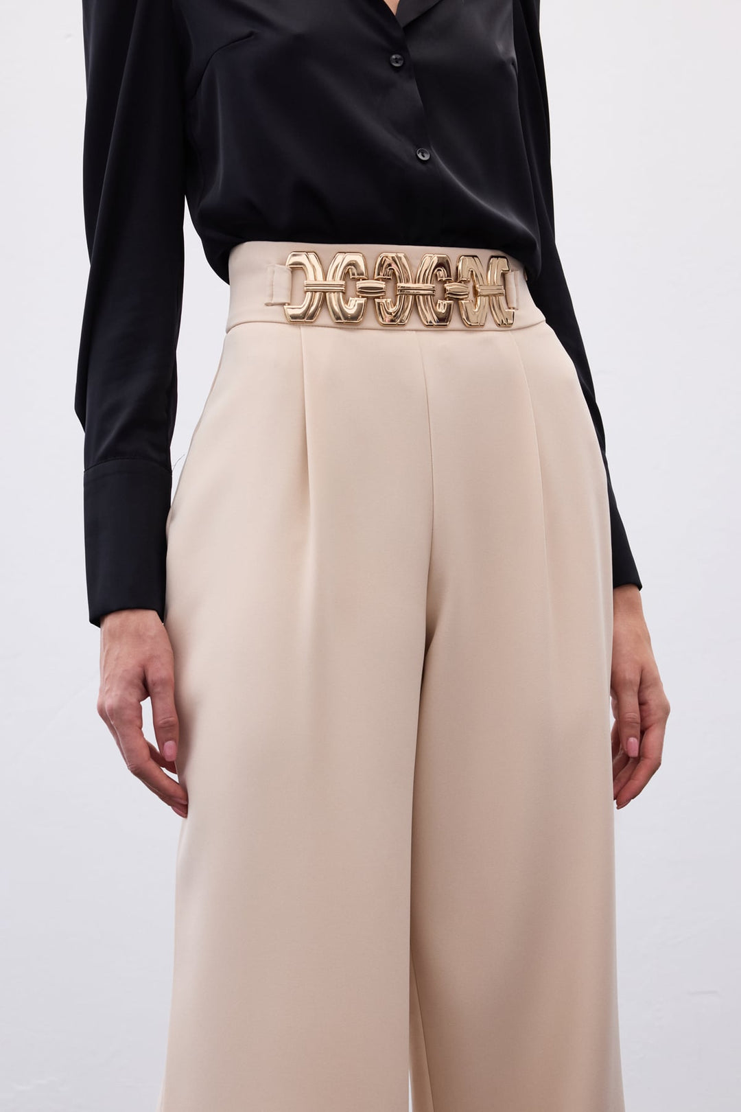 Sateen Pantalon ample ceinturé - Beige