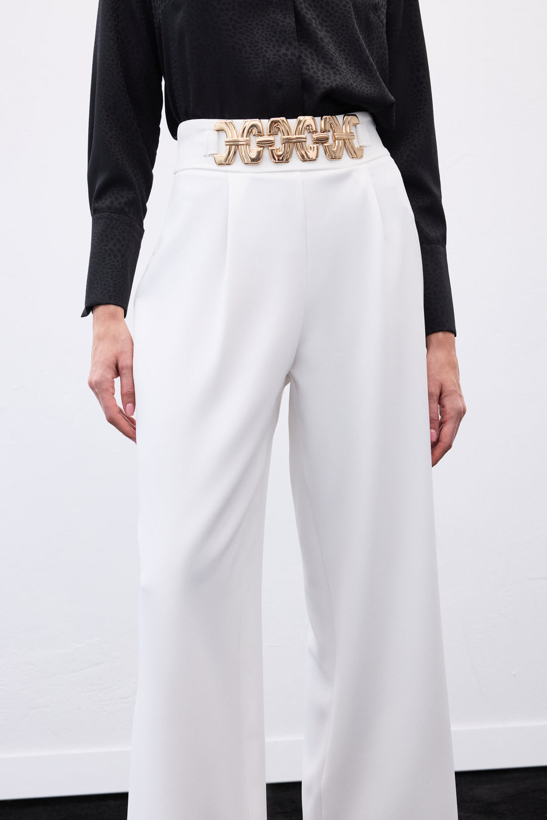 Sateen Pantalon ample ceinturé - Écru