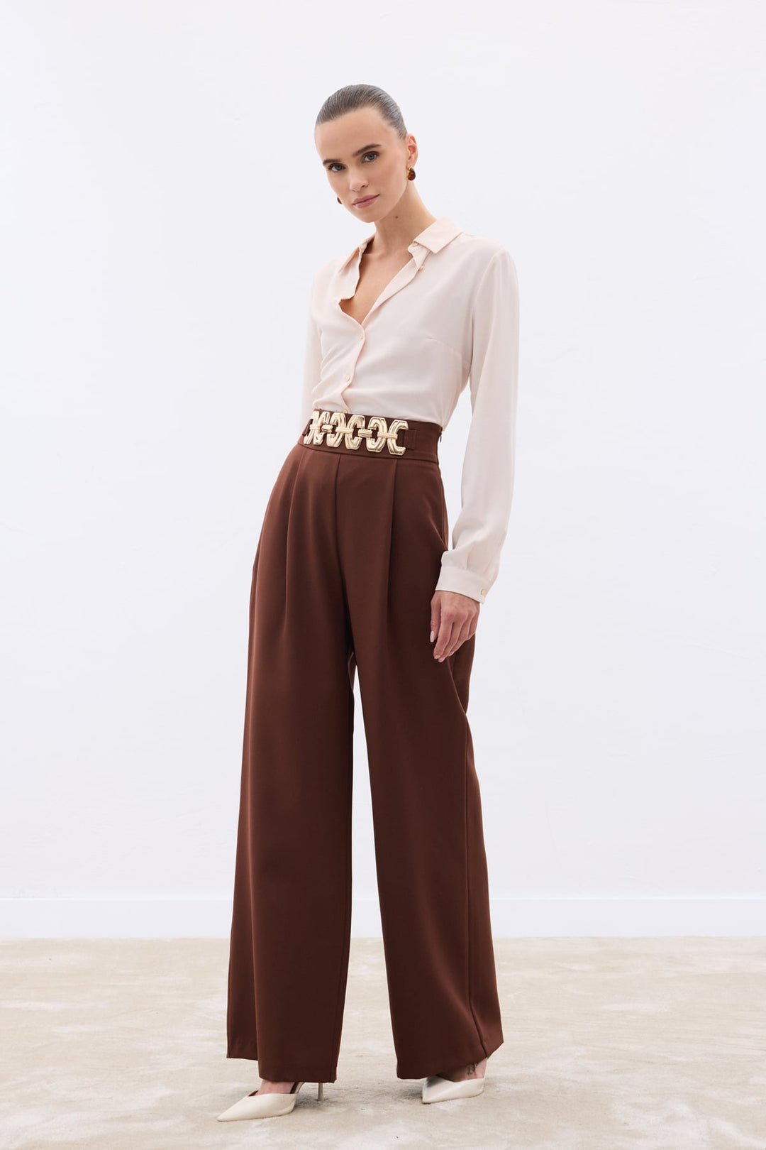 Sateen Pantalon ample ceinturé - Marron