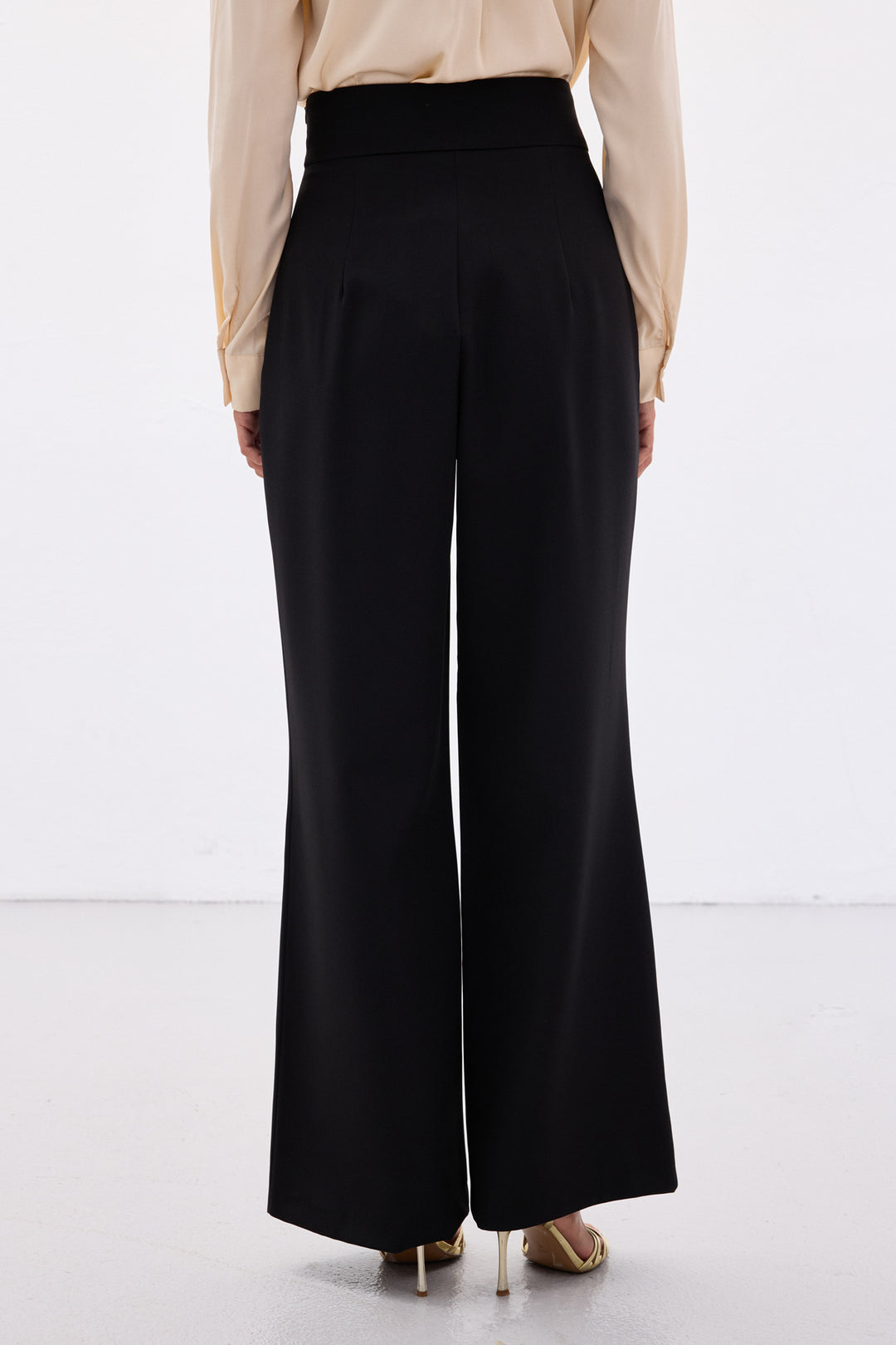 Sateen Pantalon ample ceinturé - Noir