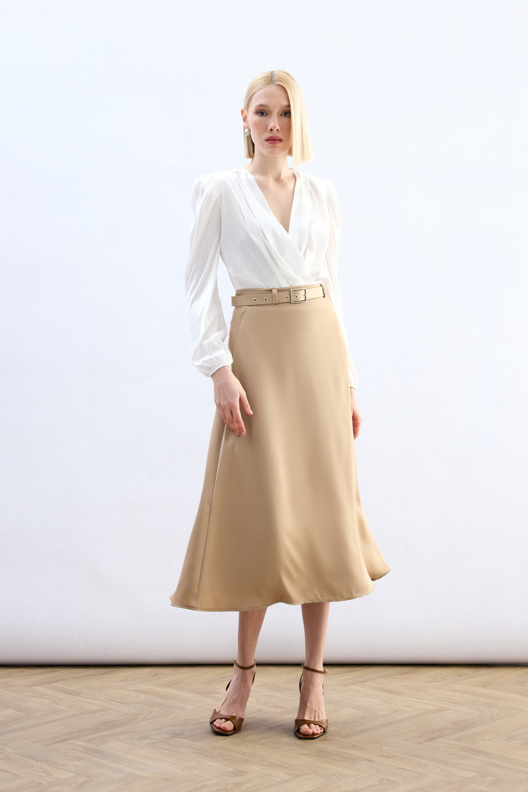 Sateen Jupe en satin à ceinture - camel