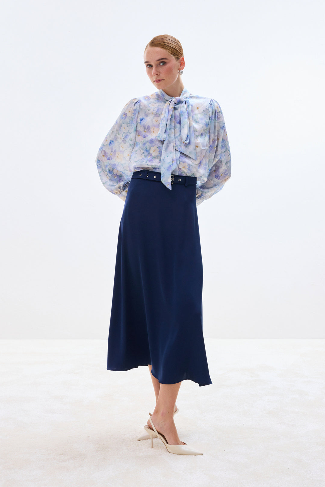 Sateen Jupe en satin à ceinture - Bleu marine