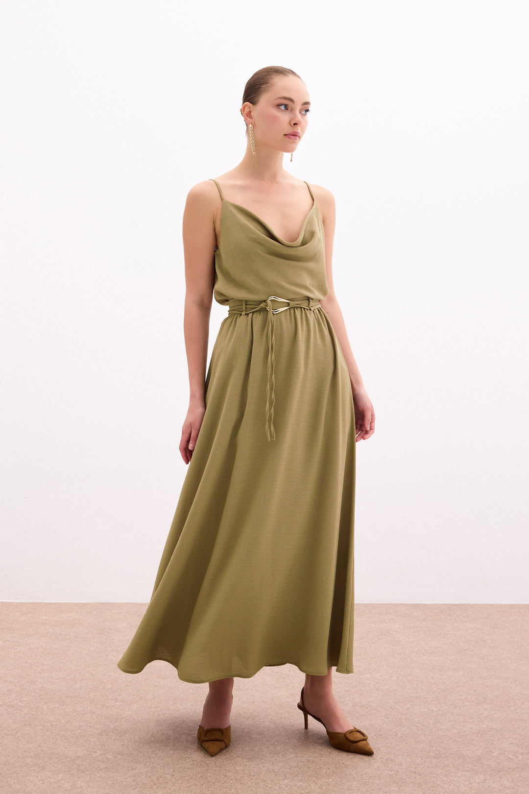 Sateen Jupe longue ceinturée - Kaki
