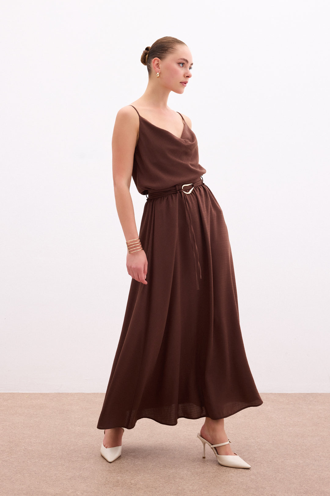 Sateen Jupe longue ceinturée - Marron