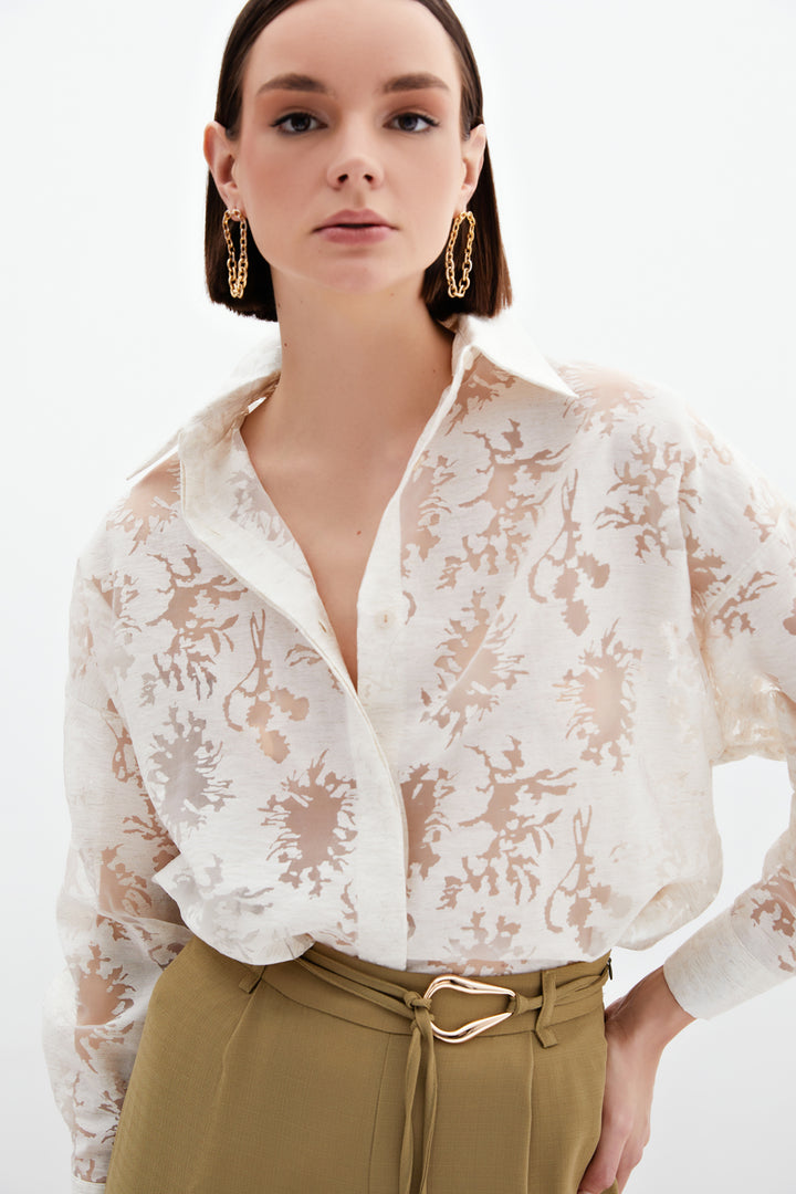 Sateen Chemise ample à motif ton sur ton - Crème