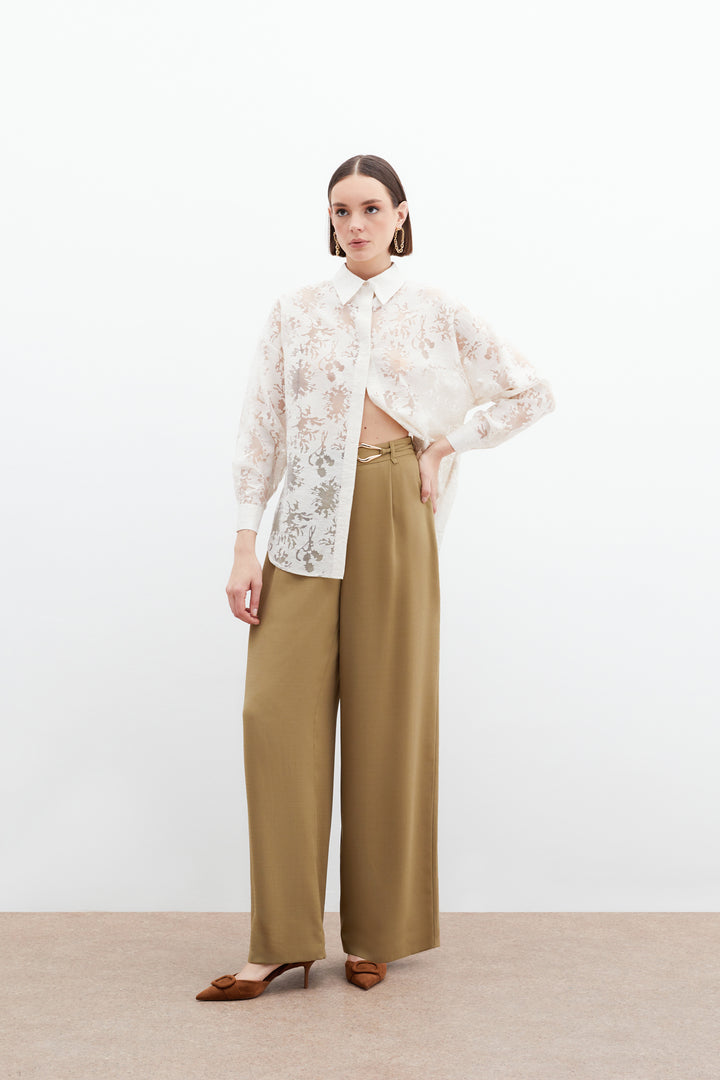 Sateen Chemise ample à motif ton sur ton - Crème