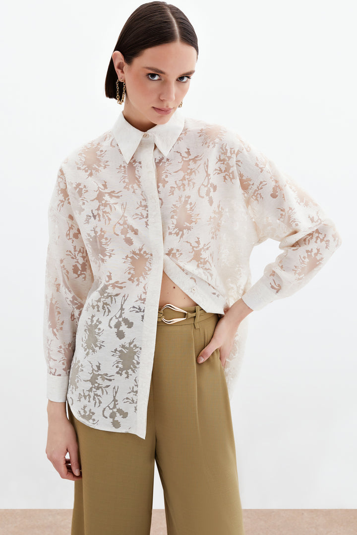 Sateen Chemise ample à motif ton sur ton - Crème