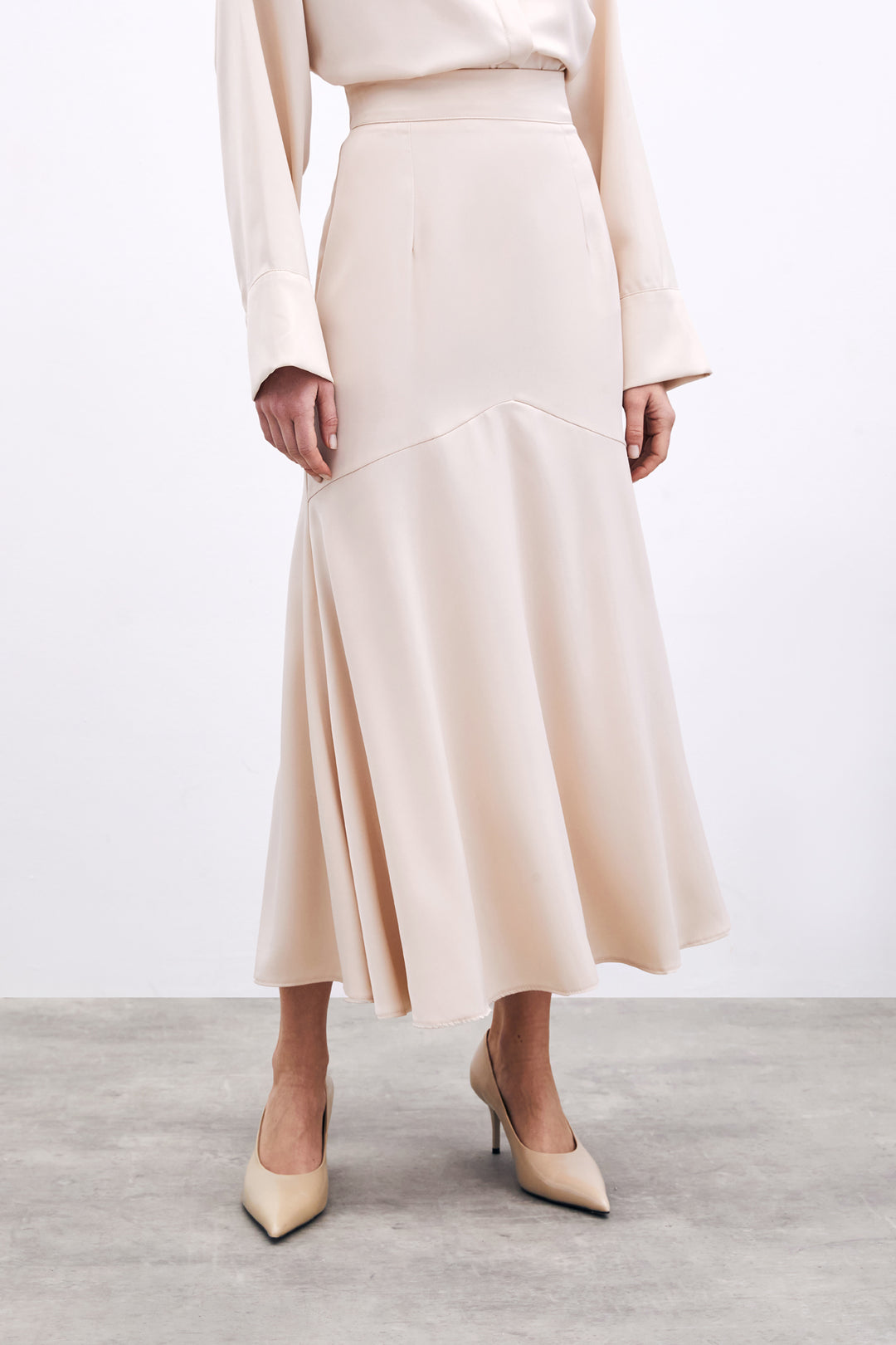 Sateen Jupe satinée avec détail coupé - Beige