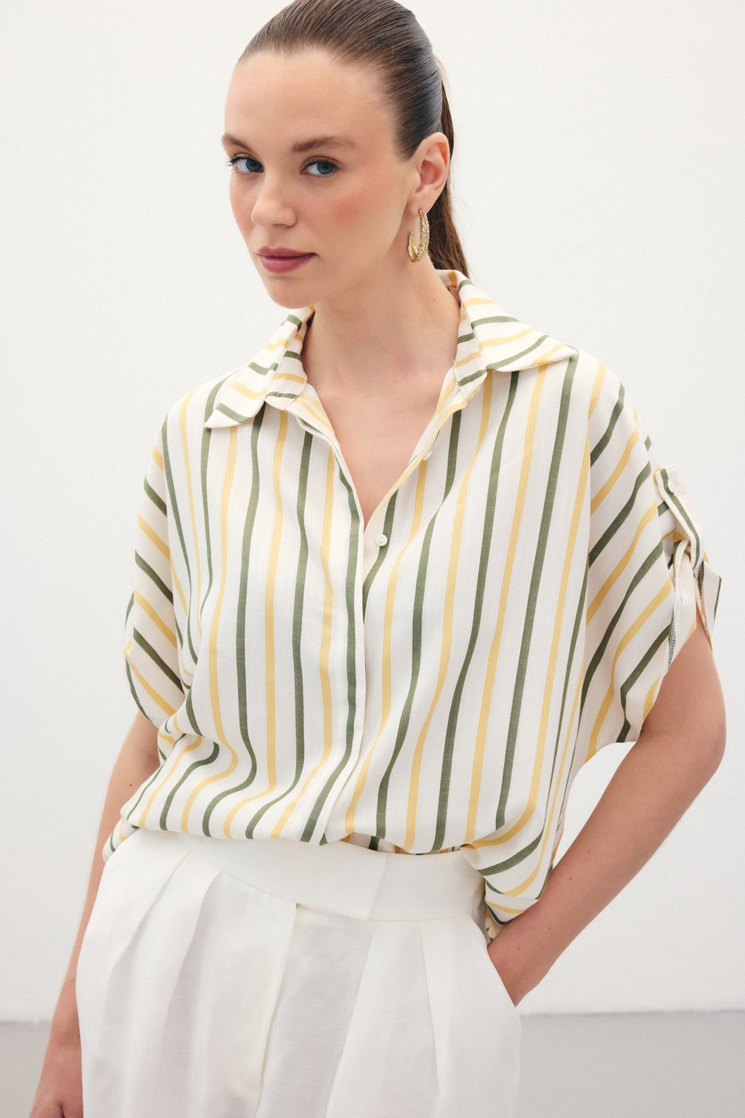 Sateen Chemise Rayée en Mélange de Lin - Kaki
