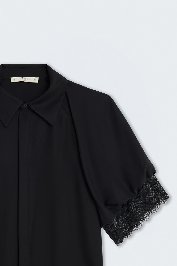 Sateen Chemisier à manches courtes avec détails en dentelle - Noir