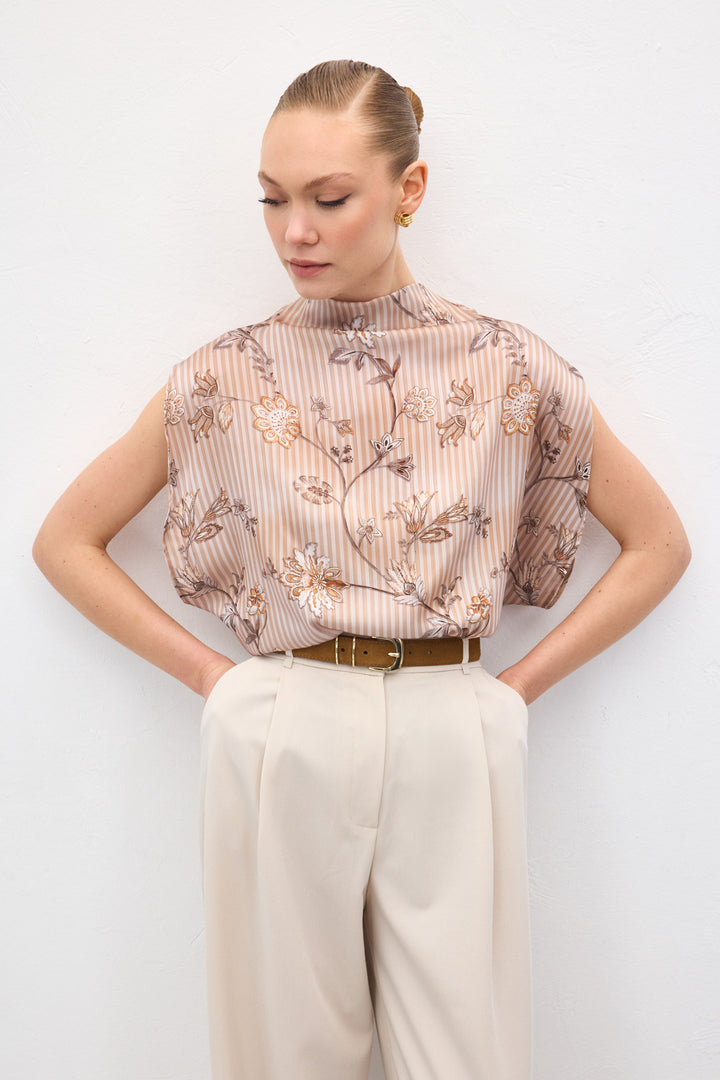 Sateen Blouse à motifs à manches courtes - Marron