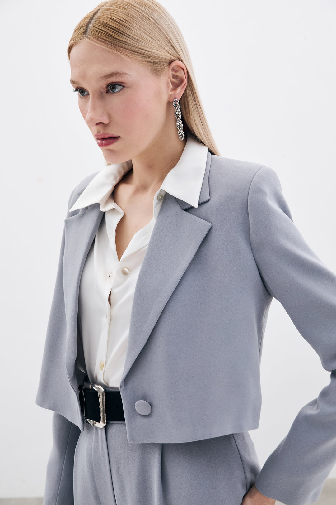Sateen Veste courte en crêpe - Gris
