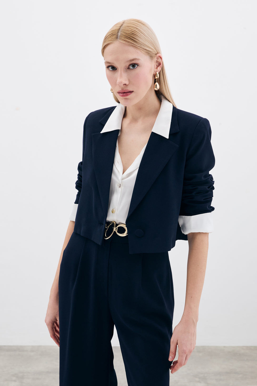Sateen Veste Courte en Crêpe - Bleu marine