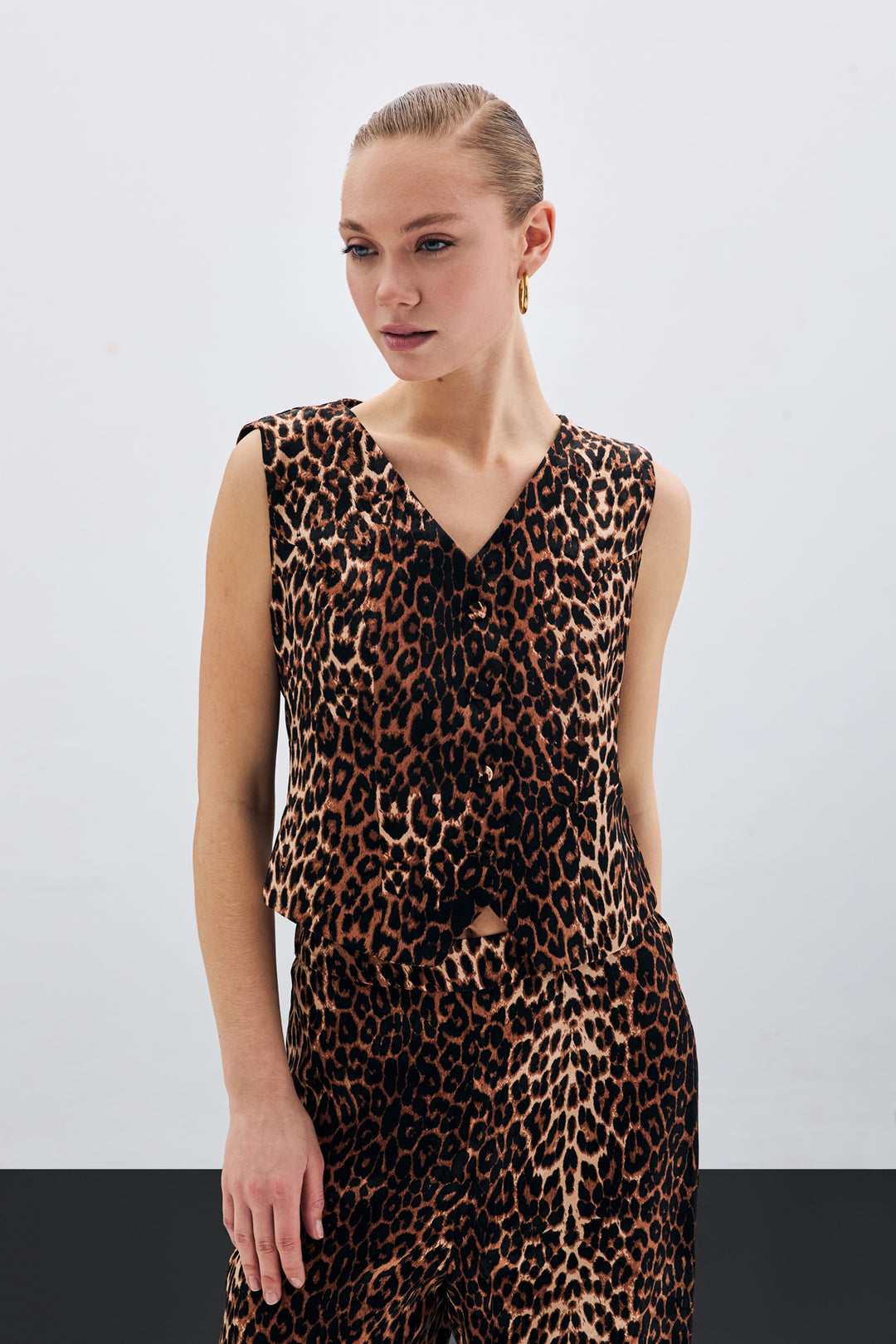 Sateen Gilet court à motif léopard - Noir