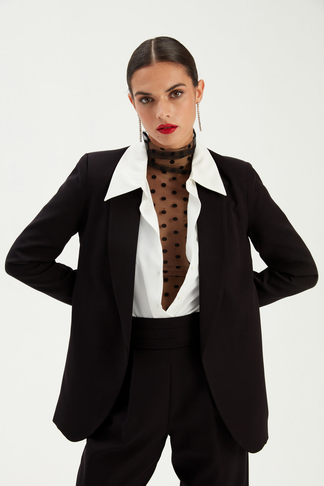 Sateen Veste longue à col classique - Noir