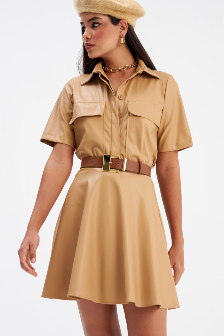 Sateen Jupe en cuir mini évasée - Beige